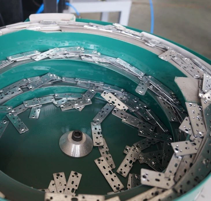 Screw Installing Machine For Electric Box